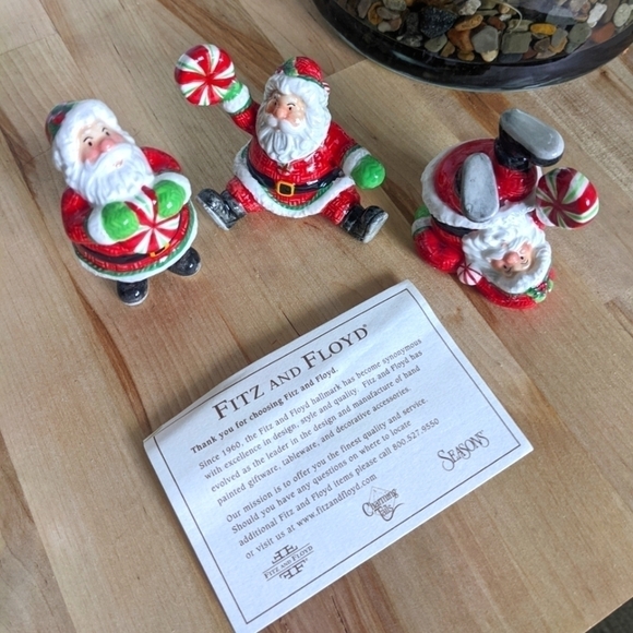 𝅺fitz and Floyd Peppermint Tumbling  Santas Set of Three - Picture 3 of 11